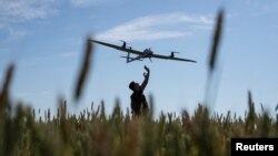 یک طیاره بی سرنشین تهاجمی اوکراین (تصویر از آرشیف صدای امریکا) 