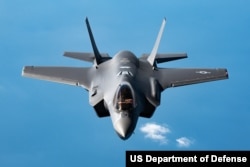 F-35 jetlerini üreten Lockheed Martin LMT.N, Trump'ın Hindistan'a jet satma isteği hakkında yorum yapmadı.