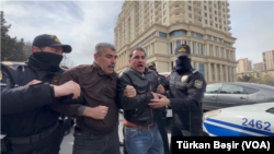 Babək Həsənov Zamin Salayevin hüquqlarını müdafiə aksiyası zamanı