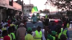 Anta Babacar Ngom, la seule femme candidate, à la quête des électeurs sénégalais