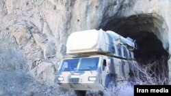 تصویر منتشر شده در رسانه‌های ایران از خروج یک سامانه پدافند هوایی از تونل 