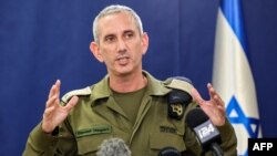 دانیل هاگاری، سخنگوی اردوی اسراییل (تصویر از آرشیف صدای امریکا)