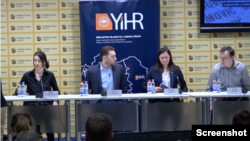 Skup o Rezoluciji o Srebrenici čije se usvajane čeka u Ujedinjenim nacijama, u organizaciji Inicijative mladih za ljudska prava, u Medijacentru u Beogradu, 24. aprila 2024.