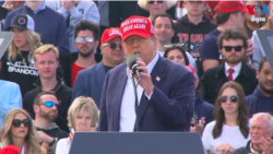 ខណៈ​អត្ថាធិប្បាយ​លោក Trump បង្ក​ភាព​ចម្រូង​ចម្រាស​ថ្មី លោក Biden រៃ​អង្គាស​ថវិកា​បាន​ច្រើន​មិន​ធ្លាប់​មាន