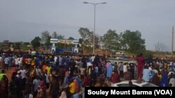 Daruruwan ‘Yan Nijar Sun Taru Suna Bukatar Faransa Ta Kwashe Dakarun Ta Daga kasar