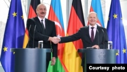 İlham Əliyev və Olaf Şolts (Rəsmi foto)