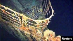The port bow railing of the Titanic lies in 12,600 feet of water about 400 miles east of Nova Scotia as photographed earlier this month as part of a joint scientific and recovery expedition sponsored by the Discovery Channel and RMS Titantic. 