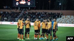 Dimanche, le match retour à Berkane a été annulé, entraînant la qualification automatique de RS Berkane pour la finale contre le club Zamalek du Caire en mai.