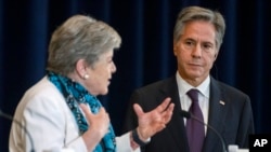 Mexico's Foreign Minister Alicia Barcena, left, speaks as U.S. Secretary of State Antony Blinken listens during a media briefing at the U.S. State Department in Washington, Sept. 29, 2023.