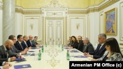 ԵԱՀԿ գործող նախագահ, Մալթայի արտաքին ու եվրոպական հարցերի և առևտրի նախարար Իեն Բորջը մայիսի 13-ին այցելել է Հայաստան