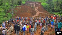 በጎፋ ዞን ገዜ ጎፋ ወረዳ በደረሰ የመሬት ናዳ የሞቱት ሰዎች ቁጥር 229 ደቡብ ኢትዮጵያ ክልል መንግሥት ኮምኒኬሽን ጉዳዮች ቢሮ አስታወቀ።