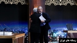 سعید جلیلی و مسعود پزشکیان، دو نامزد حکومت برای جانشینی ابراهیم رئیسی، پس از مناظره دوم - ۱۲ تیر ۱۴۰۳