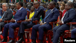 Viongozi wanahudhuria Kongamano la Hali ya Hewa barani Afrika (ACS) 2023 wakiwa katika Kituo cha Mikutano cha Kimataifa cha Kenyatta (KICC) jijini Nairobi, Kenya, Septemba 5, 2023. Picha na REUTERS/Monica Mwangi.