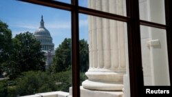 Претседателот на САД Џо Бајден минатиот месец побара од Конгресот да одобри околу 40 милијарди долари дополнителни трошоци, вклучително и 24 милијарди долари за Украина и други меѓународни потреби