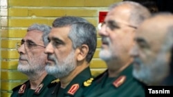 اسماعیل قاآنی (سمت چپ) همراه با دیگر فرماندهان سپاه پاسداران. قاآنی از سال ۱۳۹۸ به‌عنوان سومین فرمانده نیروی قدس سپاه پاسداران فعالیت می‌کند