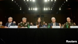 Direktorka Nacionalnih obavještajnih službi Avril Hejns svjedoči u Senatu o svjetskim prijetnjama, 10. mart 2022. godina (Foto: REUTERS/Mary F. Calvert)