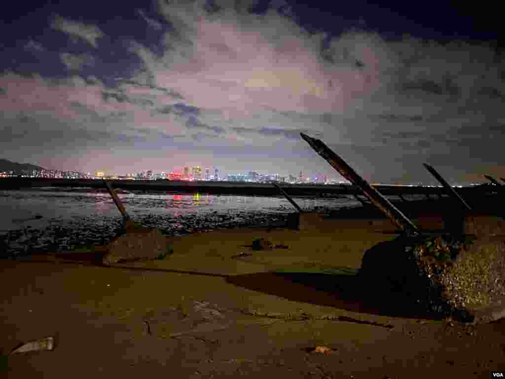 A nighttime view of the Chinese city of Xiamen, which can be easily seen across the water from the Kinmen Islands. (Elizabeth Lee/VOA)