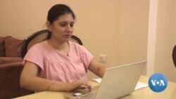 India's Expanding Economy Fails to Pull Women into Workplace 