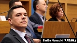 Na čelu ministarstva pravde je Miloš Bukejlović, koji se nalazi na listi sankcija Sjedinjenih Američkih Država od jula prošle godine zbog odgovornosti za izradu zakona o neprimjenjivanju odluka Ustavnog suda BiH.