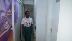 ແອັບ ຂອງລັດຖະບານເຄັນຢາ ໃຫ້ຂໍ້ມູນກັບບັນດາເດັກນ້ອຍຍິງ ກ່ຽວກັບ ການມີປະຈຳເດືອນໃນ ເຊິ່ງເປັນຫົວຂໍ້ຕ້ອງຫ້າມ 