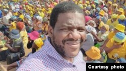 FILE: UMnu. Sengezo Tshabangu ngesikhathi esemhlanganweni omkhulu owebandla leCCC eWhite City Stadium koBulawayo.