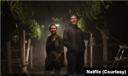Kamila Andini dan Ifa Isfansyah, menyutradarai bersama “Gadis Kretek”. (Foto: Courtesy/Netflix)
