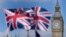 资料照：英国议会大厦与英国国旗