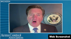 민주당의 존 게러멘디 하원의원