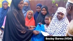 Taron Bada Tallafin Kayan Sallah Ga Marayu A Nijar 3