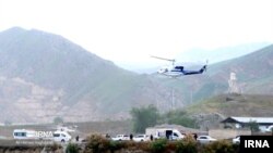 آخرین عکسی که خبرگزاری جمهوری اسلامی از هلیکوپتر حامل ابراهیم رئیسی٬ امیر عبداللهیان و سایر همراهان منتشر کرده است