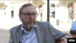 Jacek Kucharczyk, president of the Institute of Public Affairs in Warsaw, is pictured in the Polish capital. (Daniil Batushchak/VOA)