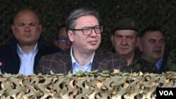 Predsednik Srbije Aleksandar Vučić na združenoj taktičkoj vojnoj vežbi na Pasuljanskim livadama "Vatreni udar 2024" (foto: Fonet)