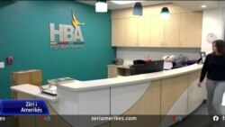 Një shkollë e mesme në Kaliforni ofron bursa për nxënës nga Ukraina dhe Afganistani 