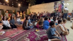 Bakıdakı Krişna Şüuru icması dini bayramlarını belə qeyd edir