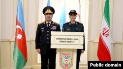 Azərbaycan Respublikasının müdafiə naziri Zakir Həsənov və İran İslam Respublikasının Silahlı Qüvvələrinin Baş Qərargah rəisi Məhəmməd Hüseyn Baqeri (foto: Azərbaycan MN)