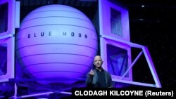 SPACE-EXPLORATION/MOON