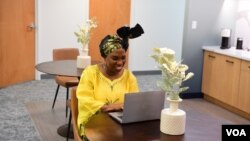 Marilyn Ndo Akono, Camerounaise anglophone vivant dans le Maryland, aux Etats-Unis, le 4 mars 2023. Elle est la fondatrice d'African Summon, une ONG qui utilise les nouvelles technologies pour préserver la culture africaine. 