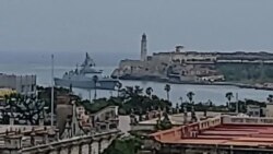 Bato de Gè Larisi Rive nan Kiba 