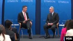 커트 캠벨 미국 국무부 부장관이 12일 미국 워싱턴의 싱크탱크 스팀슨센터에서 열린 간담회에서 발언하고 있다.