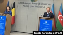 Ceyhun Bayramov və Hadja Lahbib 