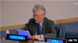 16일 뉴욕 유엔본부에서 열린 유엔총회 제1위원회 회의에서 브루스 터너 미국 군축 대사가 발언하고 있다.