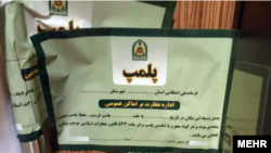 پلمب واحدهای صنفی به دلیل حجاب همچنان ادامه دارد.