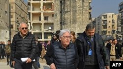 មន្ត្រី​កំពូល​ផ្នែក​មនុស្ស​ធម៌​នៃ​អង្គការ​សហប្រជាជាតិ​លោក Martin Griffiths ធ្វើ​ទស្សនកិច្ច​នៅ​ Aleppo ប្រទេស​ស៊ីរីកាលពី​ថ្ងៃទី​១៣ ខែកុម្ភៈ ឆ្នាំ២០២៣។