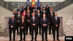 Со 77 гласа „за“, 22 „против“ и ниту еден воздржан Собранието вечерва ја изгласа владата која ја предводи премиерот Христијан Мицкоски