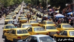 تاکسی در شهر