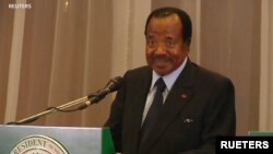 پال بیا، رییس جمهور كامرون که ۹۰ سال عمر دارد.