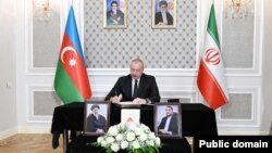 Prezident İlham Əliyev İran səfirliyinə gələrək başsağlığı verib (Mənbə: Prezident Administrasiyası)