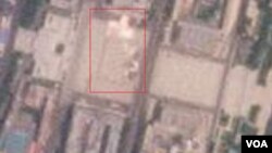 김일성 광장 서쪽 지대에서 각종 구조물 추정 물체(사각형 안)가 포착됐다. 사진=Planet Labs