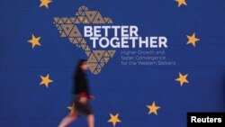 Според анкетата, 31 отсто од Македонците поддржуваат недвосмислено прозападен курс (Фото: Од денот на самитот ЕУ-Западен Балкан во Тирана, Албанија, 29 февруари 2024 година)