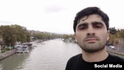 فرید صفرلی ۲۷ ساله، دانشجوی تبعه جمهوری آذربایجان که در آلمان مشغول به تحصیل بود و در سفری به ایران دستگیر شد. 